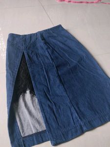 Denim Skirt With Lace