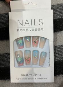 DIY Press On Nails - Floral Design