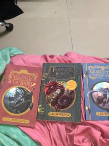 Howgwarts Library Book Collection