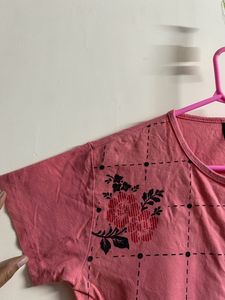 Women’s T-shirt
