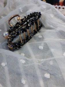 Black Elegent  Clucher