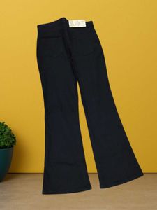 L@100 Size-32 Flared Black Jeans