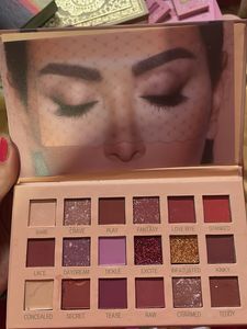 14 Eyeshadow Makeup Pallete New Nykaa Myglamm M