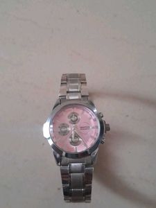 fenton Watch - Stylish Timepiece