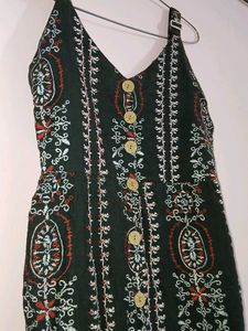🌿 "Boho Printed Strappy Maxi Dress"