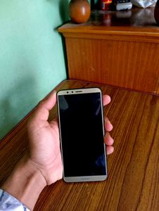 Honor 7X
