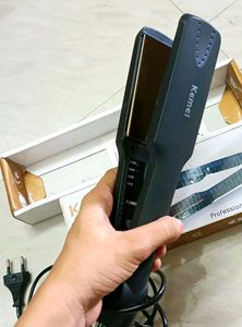 KEMEI PROFESSIONAL HAIR STRAIGHTENER 😍🥰