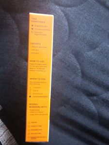 Glow Sunscreen Spf 50 With Vitamin C &amp; Niacinamide