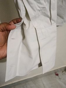Off-white Shirt