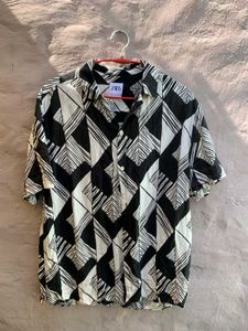 Zara Geometric orignal Print Shirt