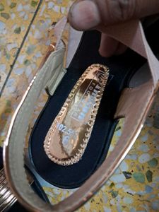 Sandal