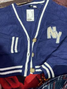 H&amp;m Sweater Cardigan With Price Tag.
