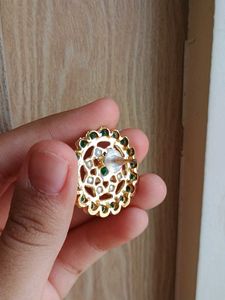 Green Studs