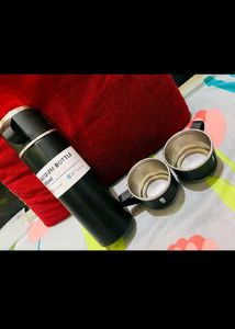 Vacuum Bottle & Cups New With Tag Hot And Cold