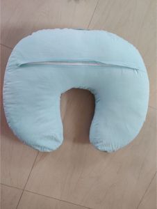 Feeding pillow