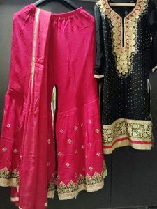 Beautiful✨✨✨✨ Garara Suit Full Stitch