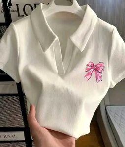 Cute White Top w/ Pink Bow