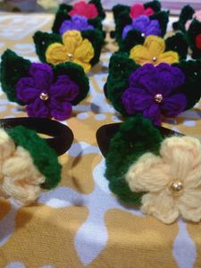 Puff Flower Crochet Hairtie