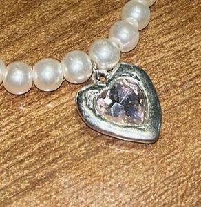 H&amp;MPearl Heart Necklace