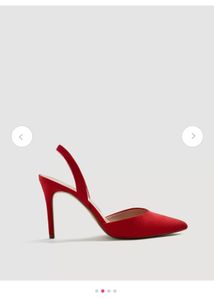 Mango Women Red Solid Pumps