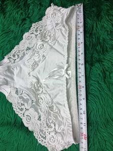 White Lace🇲🇾 Detail Panties