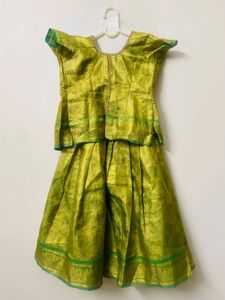 Girls' Ethnic Dress 🥻