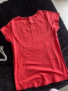 Red Tshirt