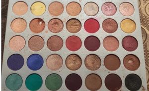 The Jaclim Hill Pallete Eye Shadow