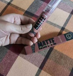 Mars Matte Lipstick