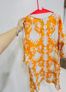 Patterned Top