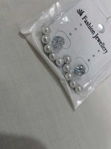 Pick Earing In Coins