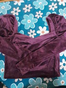 Women Burgundy Sweetheart Neck Top