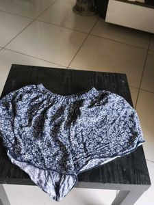 Floral Print Penty Shorts