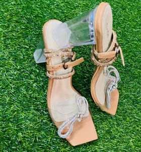 beautiful shoe flair Heel  👠 unused brand new