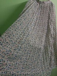 Floral Pleated Skirt