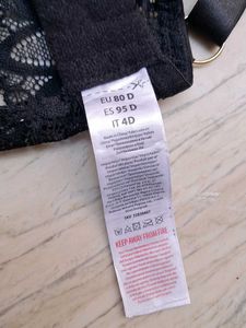 combo like new  bra n panty  comb