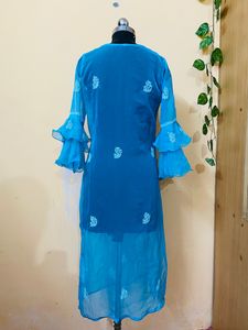 Chikenkari Kurti