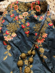 Mom&#39;s Beautiful Zari Work Lehenga Choli