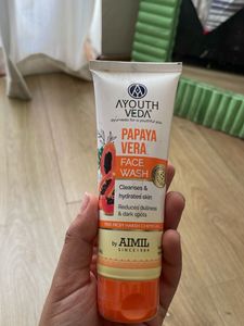 Ayouth Veda Papaya Vera Face Wash