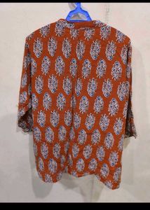 set of 4 short kurti Size 40.