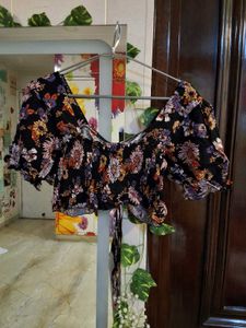 Floral Print Crop Top