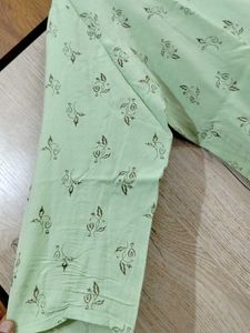 Green Floral Print Top