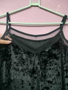 BLACK VELVET PARTY DRESS
