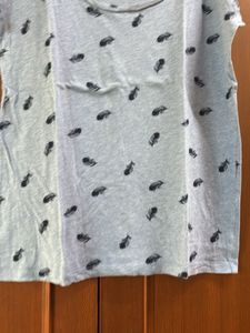Gap Feather Print Tee