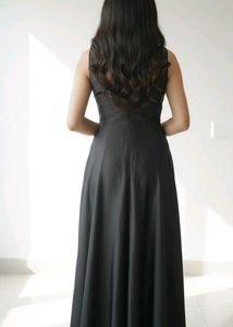 Elegant Black Maxi Dress
