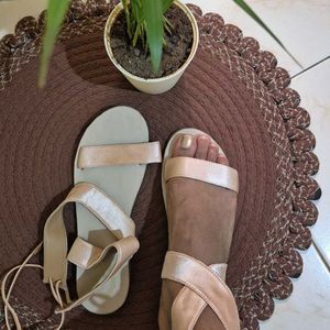 flats sandals