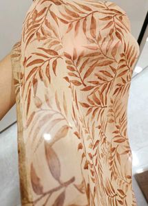 Elegant Leaf Print Saree