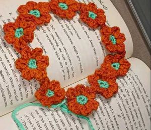 Crochet Floral Hair Tie