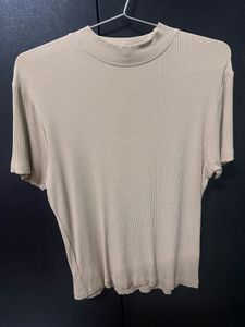 Ribbed Mock Neck Top