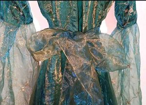 Mettalic Emerald Green Gown - Very Gorgeous 💚
